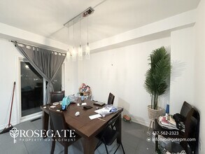 Spacious 3-Bedroom Freehold Townhouse with Garage & Backyard in Brampton in Brampton, ON - Building Photo - Building Photo