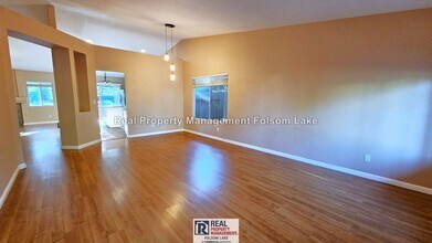 3910 Magnolia Hills Dr in El Dorado Hills, CA - Building Photo - Building Photo