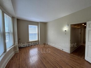 214 Briggs St in Harrisburg, PA - Building Photo - Building Photo