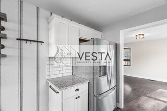 4 Riddle Rd in Swannanoa, NC - Building Photo - Building Photo