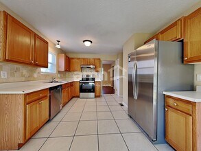 132 Hitching Post Pl in Florence, KY - Building Photo - Building Photo