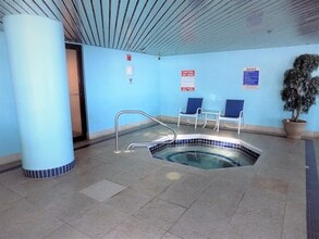 350 Revere Beach Blvd in Revere, MA - Building Photo - Building Photo