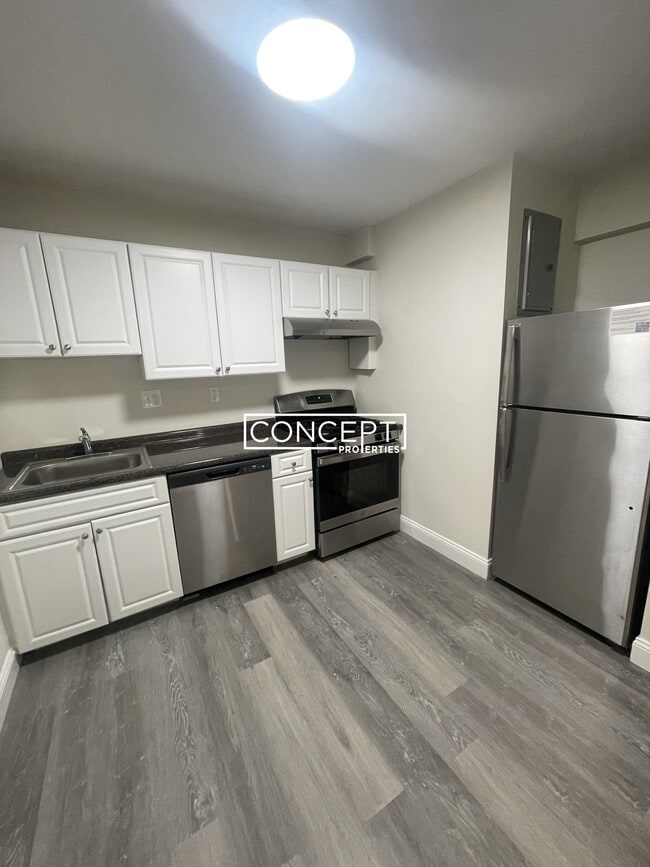 property at 1 Canton Rd
