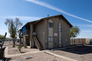 11350 W Tennessee Ave in Youngtown, AZ - Building Photo