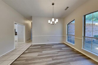 3016 Coventry Ln in Waxahachie, TX - Building Photo - Building Photo