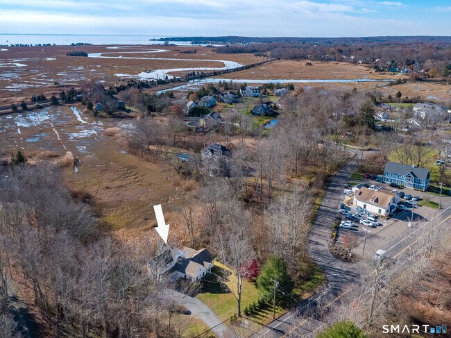 90 Boston Post Rd in Madison, CT - Building Photo - Building Photo