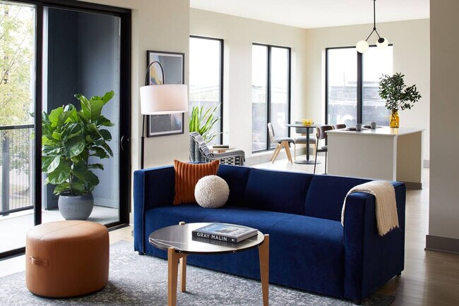 1050 Brady Ave NW in Atlanta, GA - Building Photo - Building Photo