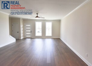 1461 Rebecca Johns Dr in Murfreesboro, TN - Building Photo - Building Photo