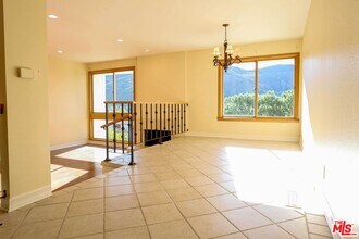 17097 Palisades Cir in Los Angeles, CA - Building Photo - Building Photo