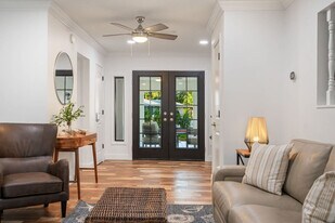 612 Montezuma Dr in Bradenton, FL - Building Photo