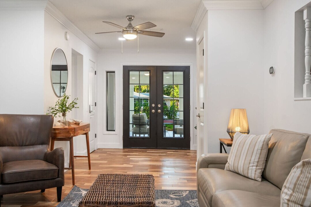 612 Montezuma Dr in Bradenton, FL - Building Photo