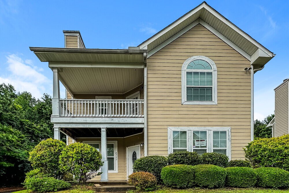 4755 Highpoint Way in Atlanta, GA - Building Photo