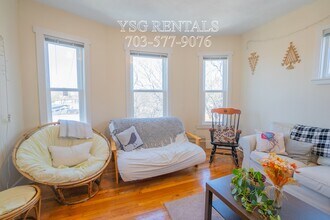 364 Highland Ave, Unit #1 in Somerville, MA - Building Photo - Building Photo