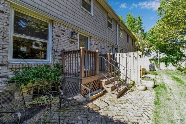 property at 666 W Ferry St