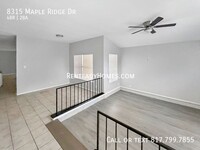 8315 Maple Ridge Dr in San Antonio, TX - Building Photo - Building Photo