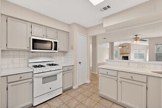 5300 Honey Dew Terrace in Austin, TX - Building Photo - Building Photo