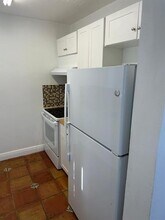 400 SE 3rd Ave in Hallandale Beach, FL - Building Photo - Building Photo