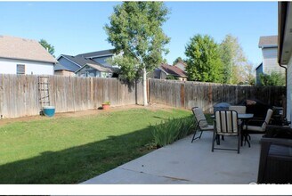 3215 Barclay Ct in Evans, CO - Foto de edificio - Building Photo