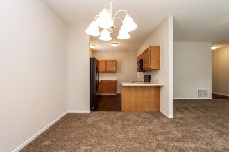 5660 Dollar Forge Dr in Indianapolis, IN - Building Photo - Building Photo