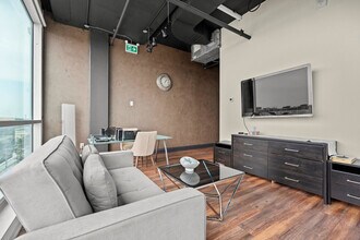 1235 Finch Ave W in Toronto, ON - Building Photo - Building Photo