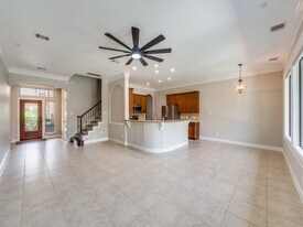 351 Old Aqua Landing E in Montgomery, TX - Building Photo