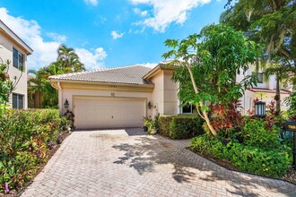 7081 Mallorca Crescent in Boca Raton, FL - Building Photo - Building Photo