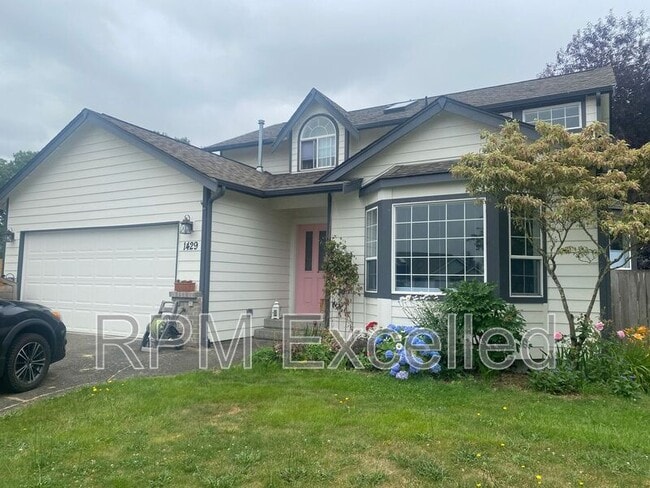 property at 1429 Hamilton Pl
