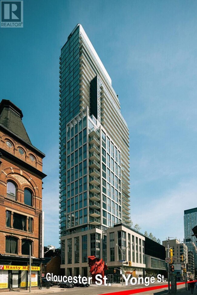 property at 3-313 Gloucester St