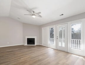 6142 Meadow Rose Ln in Charlotte, NC - Building Photo - Building Photo