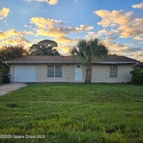 349 El Rancho Terrace NE in Palm Bay, FL - Building Photo