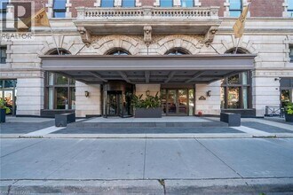 112 King St E in Hamilton, ON - Building Photo - Building Photo