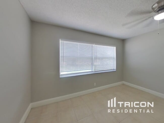 1721 W Comanche Ave in Tampa, FL - Building Photo - Building Photo