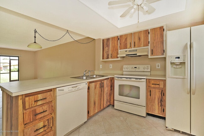 1712 University Ln in Cocoa, FL - Building Photo - Building Photo