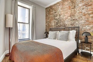 202 E 13th St, Unit 3E in New York, NY - Building Photo