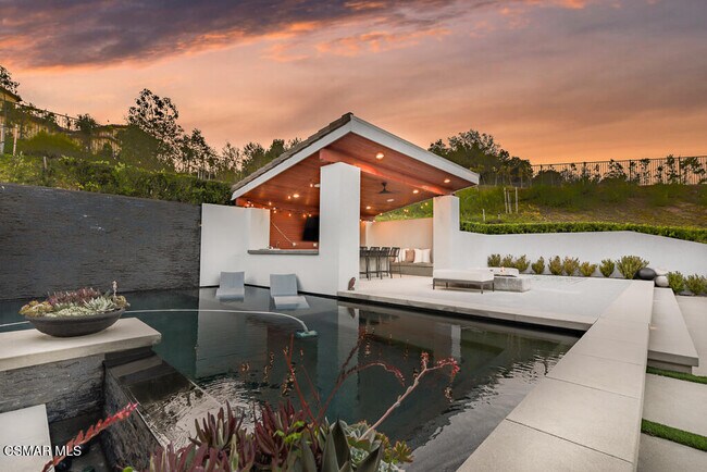 6981 Shadow Wood Dr in Moorpark, CA - Building Photo - Building Photo