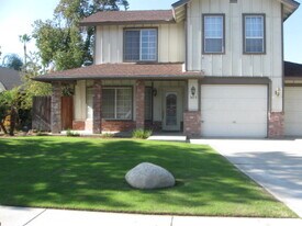 3615 Abbott Dr in Bakersfield, CA - Building Photo