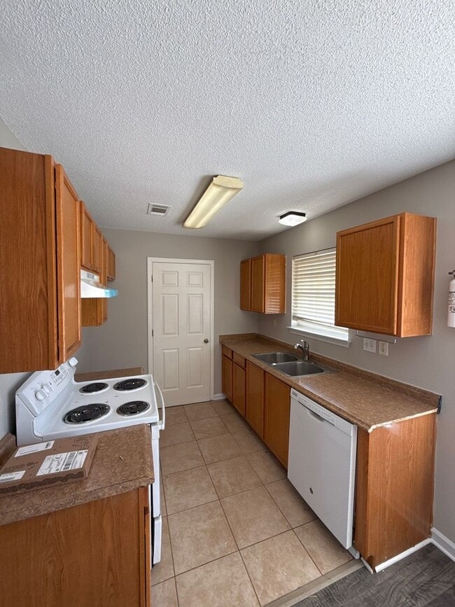 175 Pine Ridge Ln in Oakland, TN - Building Photo - Building Photo