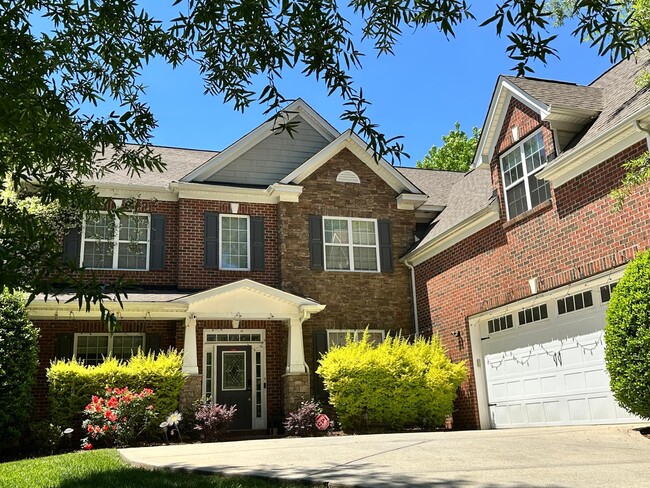 10110 Paxton Run Rd in Charlotte, NC - Building Photo - Building Photo