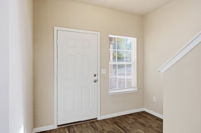 12013 Waterford Run Way in Manor, TX - Building Photo - Building Photo