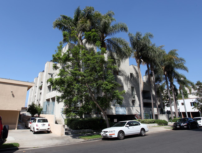 1441 Butler Ave in Los Angeles, CA - Building Photo - Building Photo