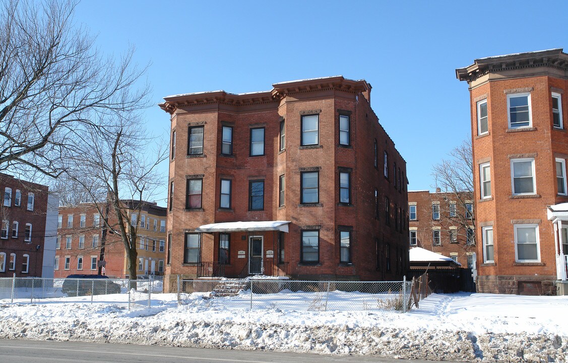 113-115 Franklin Ave in Hartford, CT - Building Photo