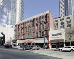 103-109 University St in Seattle, WA - Building Photo