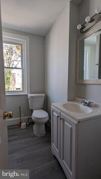 309 Berkley St photo'