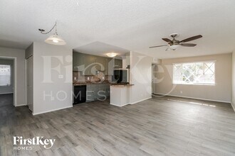 2030 E Aspen Ave in Mesa, AZ - Foto de edificio - Building Photo