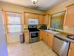 1126 Martin St in Winston-Salem, NC - Building Photo - Building Photo