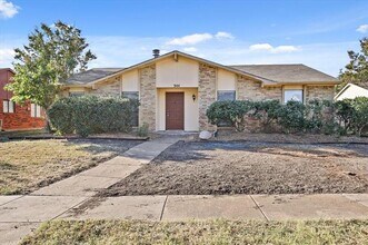 944 Longhorn Dr in Plano, TX - Building Photo - Building Photo