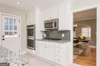 311 Delmont Dr NE in Atlanta, GA - Building Photo - Building Photo