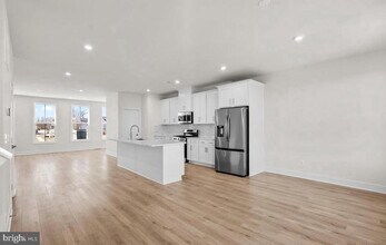 127 Heyford Dr in Stephenson, VA - Building Photo - Building Photo