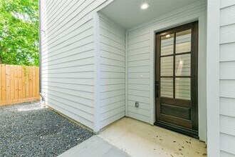 5703 Balbo St in Houston, TX - Building Photo - Building Photo