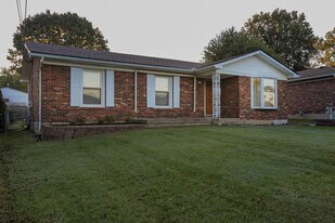 2509 Paddock Ct in Louisville, KY - Building Photo